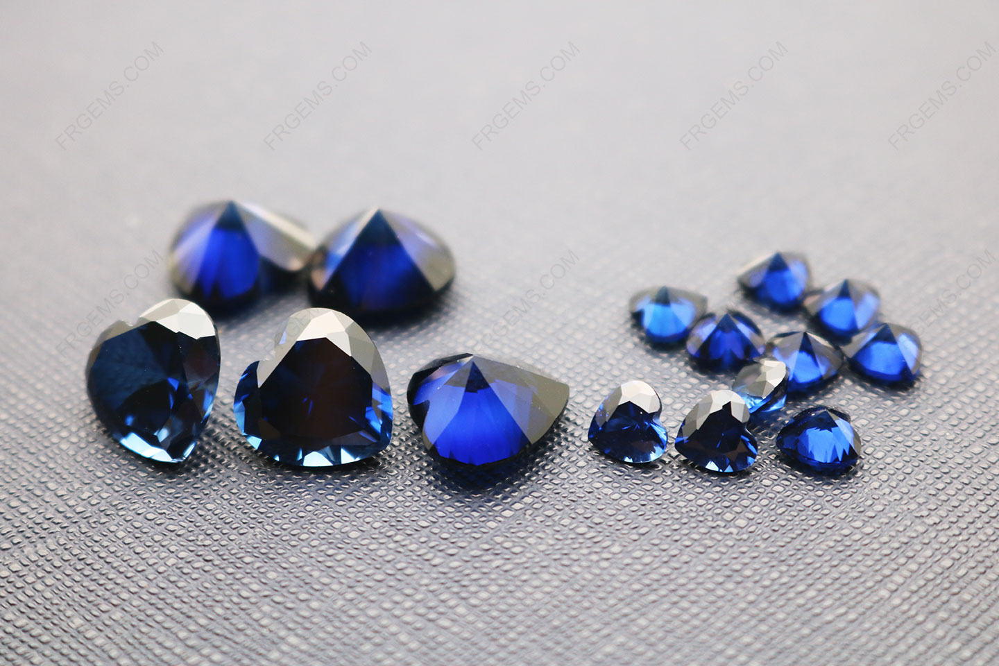 Loose Synthetic Corundum Blue Sapphire #34 Heart shape Faceted Cut 12x12mm vs 6x6mm stones IMG_5518