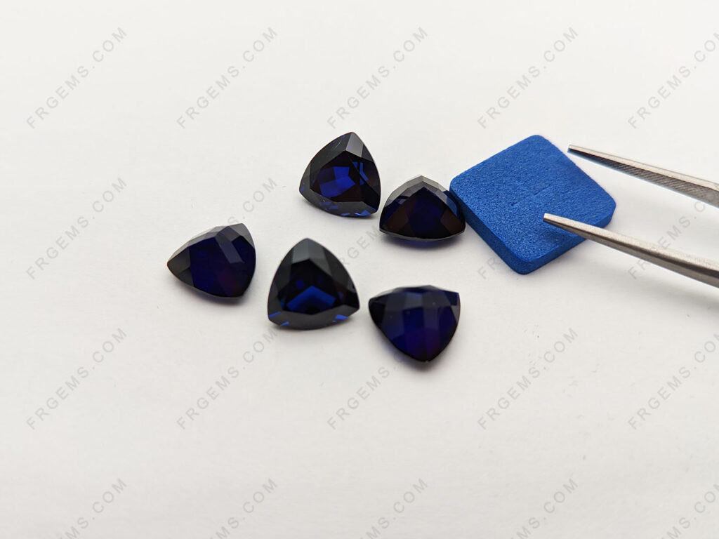 Corundum-Synthetic-blue-Sapphire-Medium-color-Trillion-Shape-faceted-10x10mmGemstones-China-Suppliers