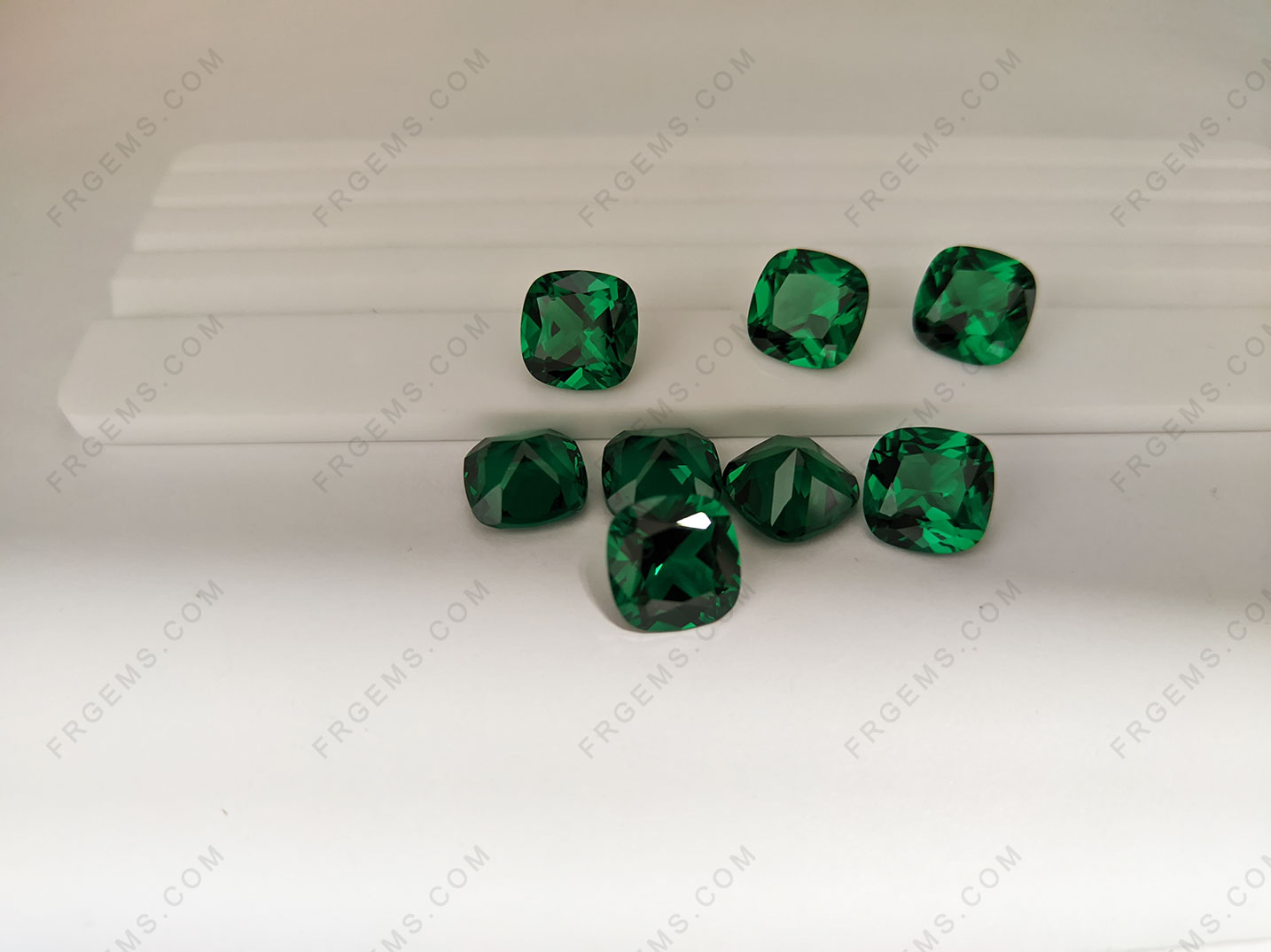 Emerald Green Dark Color Nano Crystal Cushion shaped 12x12mm gemstones Suppliers
