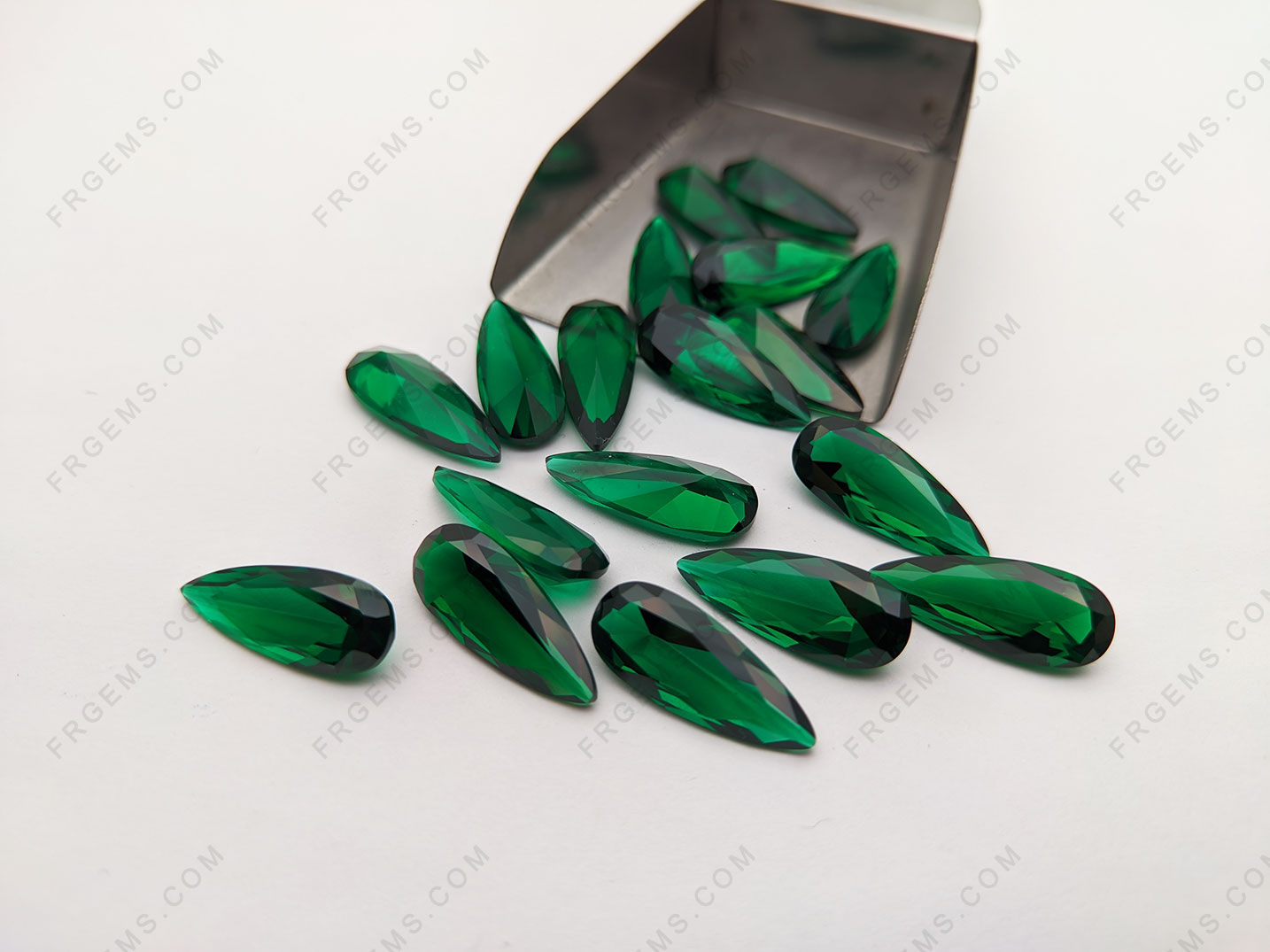Emerald Green Dark Color Nano Crystal Elongated Pear shaped 22x9mm gemstones