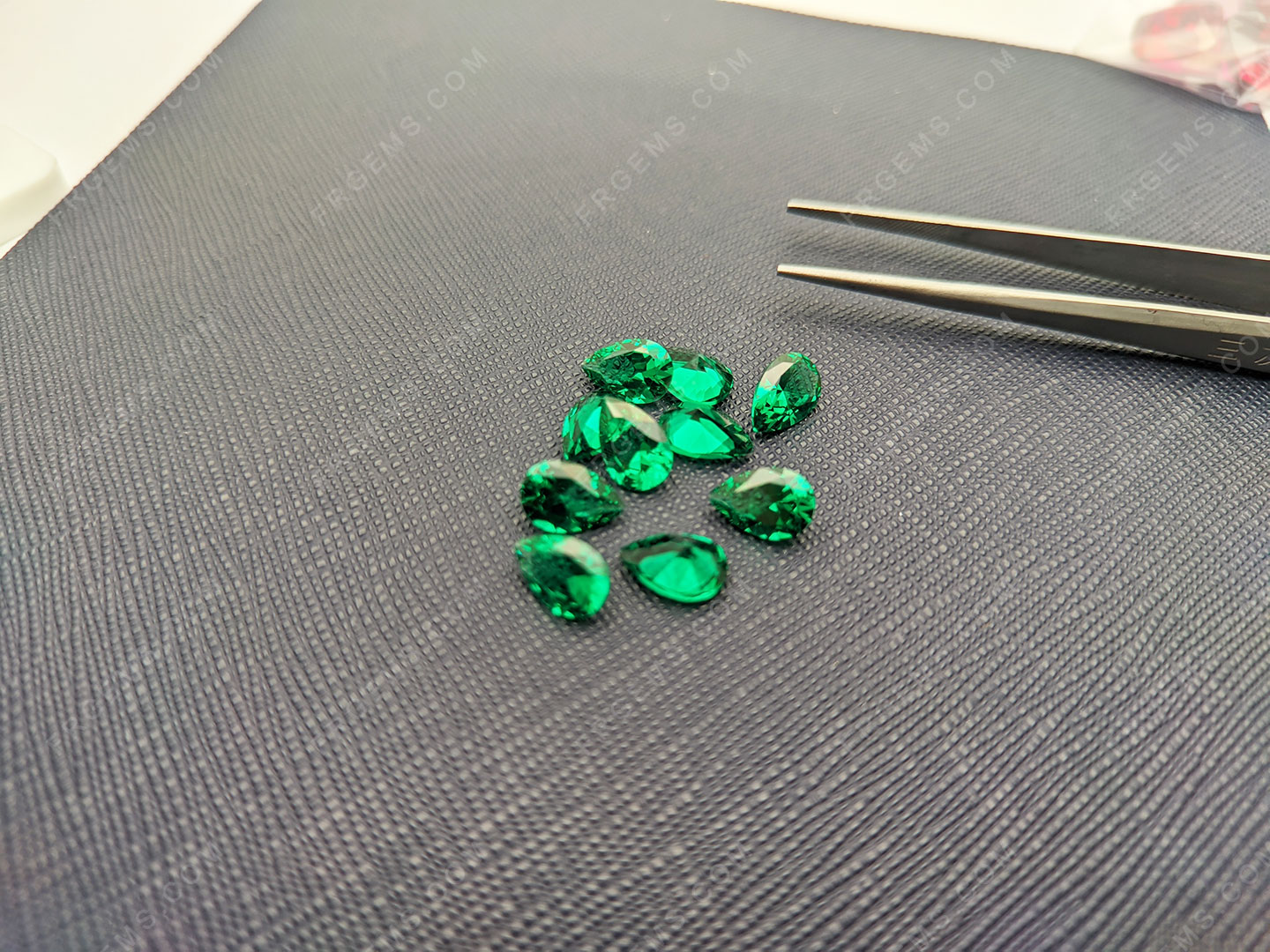 Loose Nano Crystal Emerald Green Color #113 Pear shape Faceted Cut 9x6mm gemstones