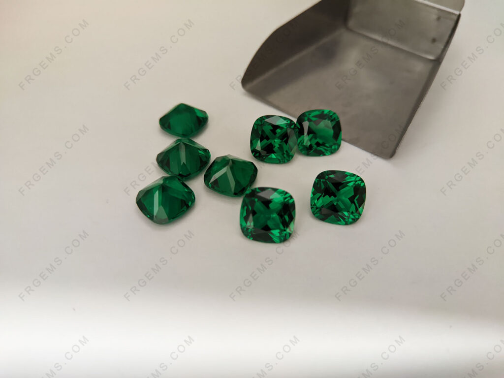 Simulated-Emerald-Green-Dark-Color-Nano-Crystal-Cushion-shaped-12x12mm-gemstones-Wholesale-China_083942864