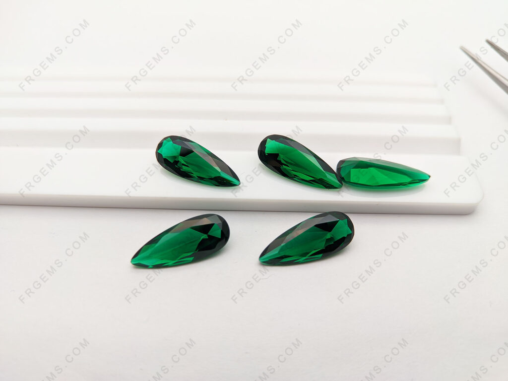 Simulated-Emerald-Green-Dark-Color-Nano-Crystal-elongated-Pear-shaped-9x22mm-gemstones-suppliers