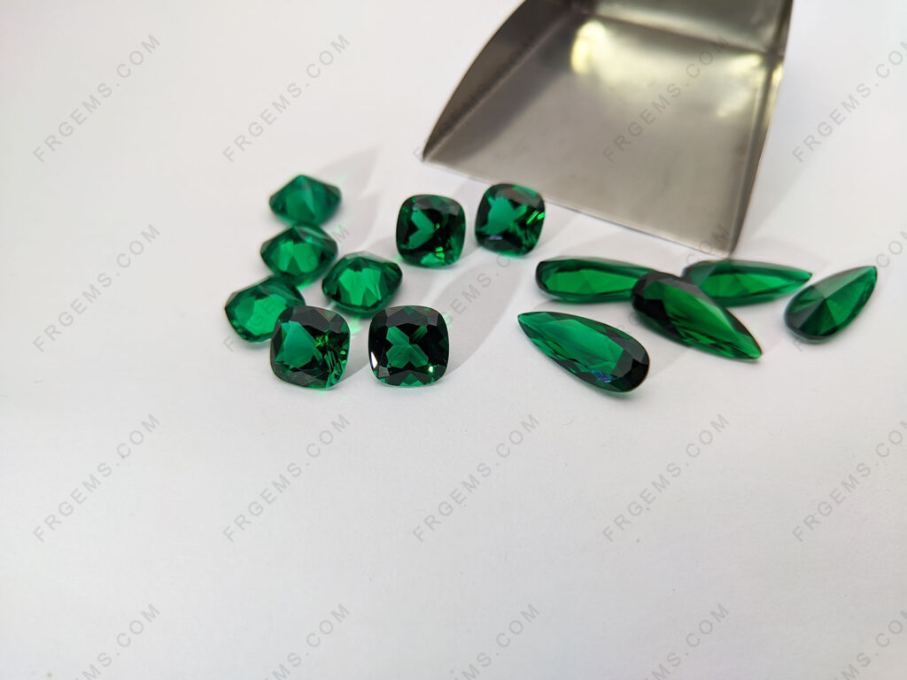 Simulated-Emerald-Green-Dark-Color-Nano-Crystal-elongated-Pear-shaped-Cushion-gemstones-wholesale