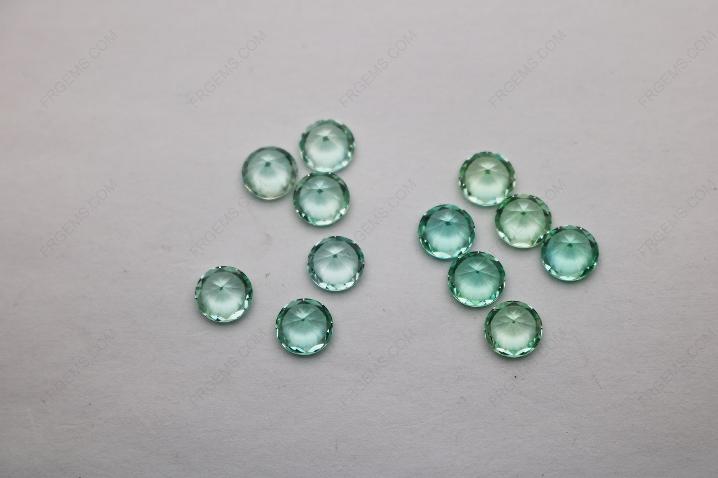 Wholesale Synthetic Corundum Mint Green 73# Round Shape Faceted