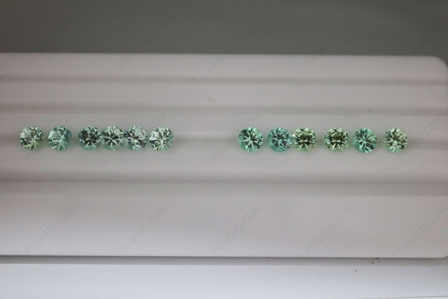 Wholesale Synthetic Corundum Mint Green 73# Round Shape Faceted