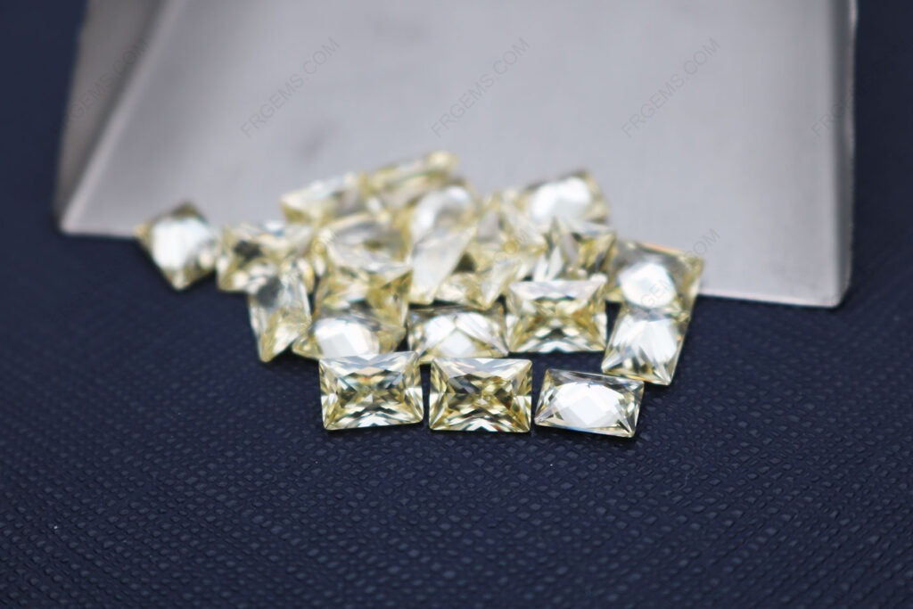 Cubic-Zirconia-Canary-Yellow-Rectangle-Shape-Princess-Cut-7x5mm-gemstones-CZ06-IMG_5697
