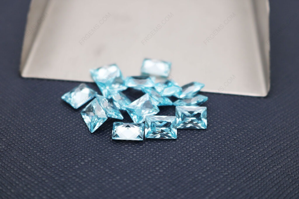 Cubic-Zirconia-Light-Aquamarine-Rectangle-Shape-Princess-Cut-7x5mm-gemstones-CZ37-IMG_5737