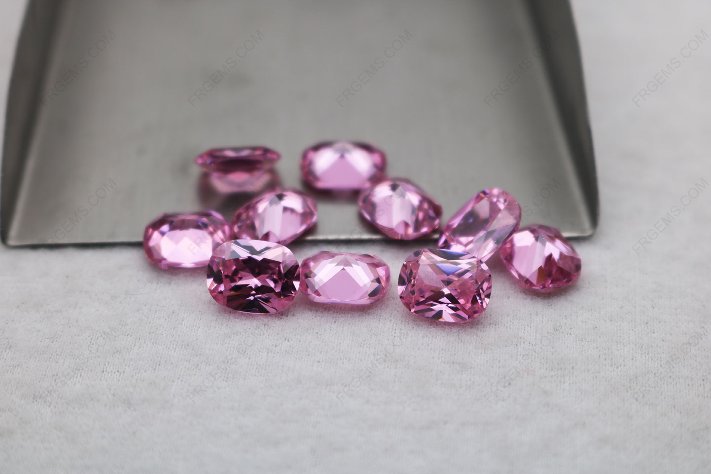 Cubic Zirconia Pink Color Elongate Cushion Shape Princess Cut 9x7mm gemstones CZ03 IMG_5734