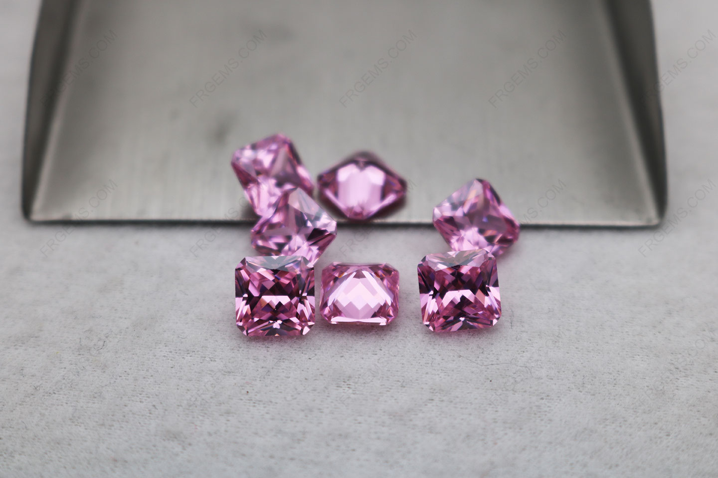 Cubic Zirconia Pink Color Square Shape Radiant Cut 7x7mm gemstones CZ03 IMG_5718