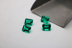 Lab-created-Emerald-Green-Colombian-Green-color-Octagon-Shape-Emerald-Cut-9x7mm-gemstones