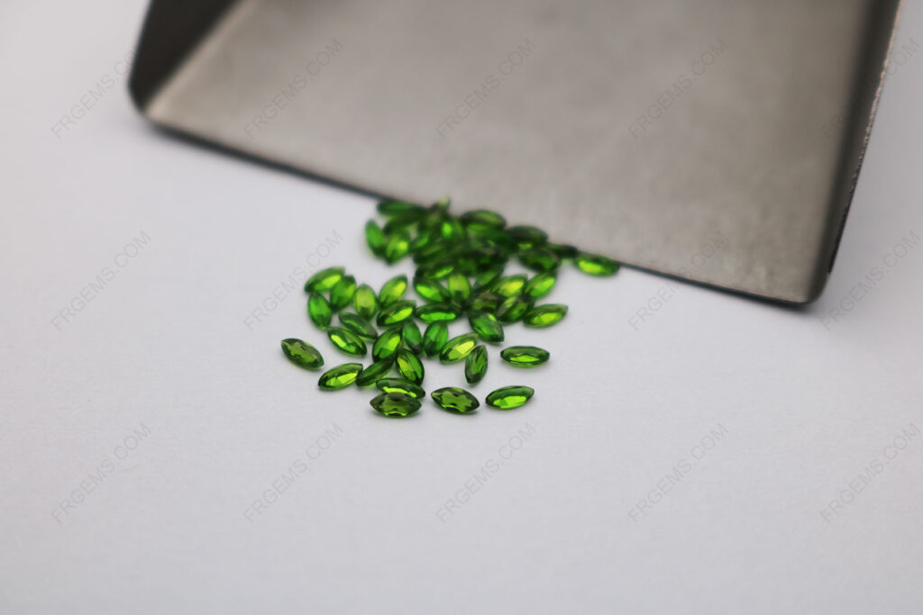 Natural-Genuine-Green-Diopside-Color-Marquise-Shape-Faceted-Cut-3x1.5mm-gemstones-China