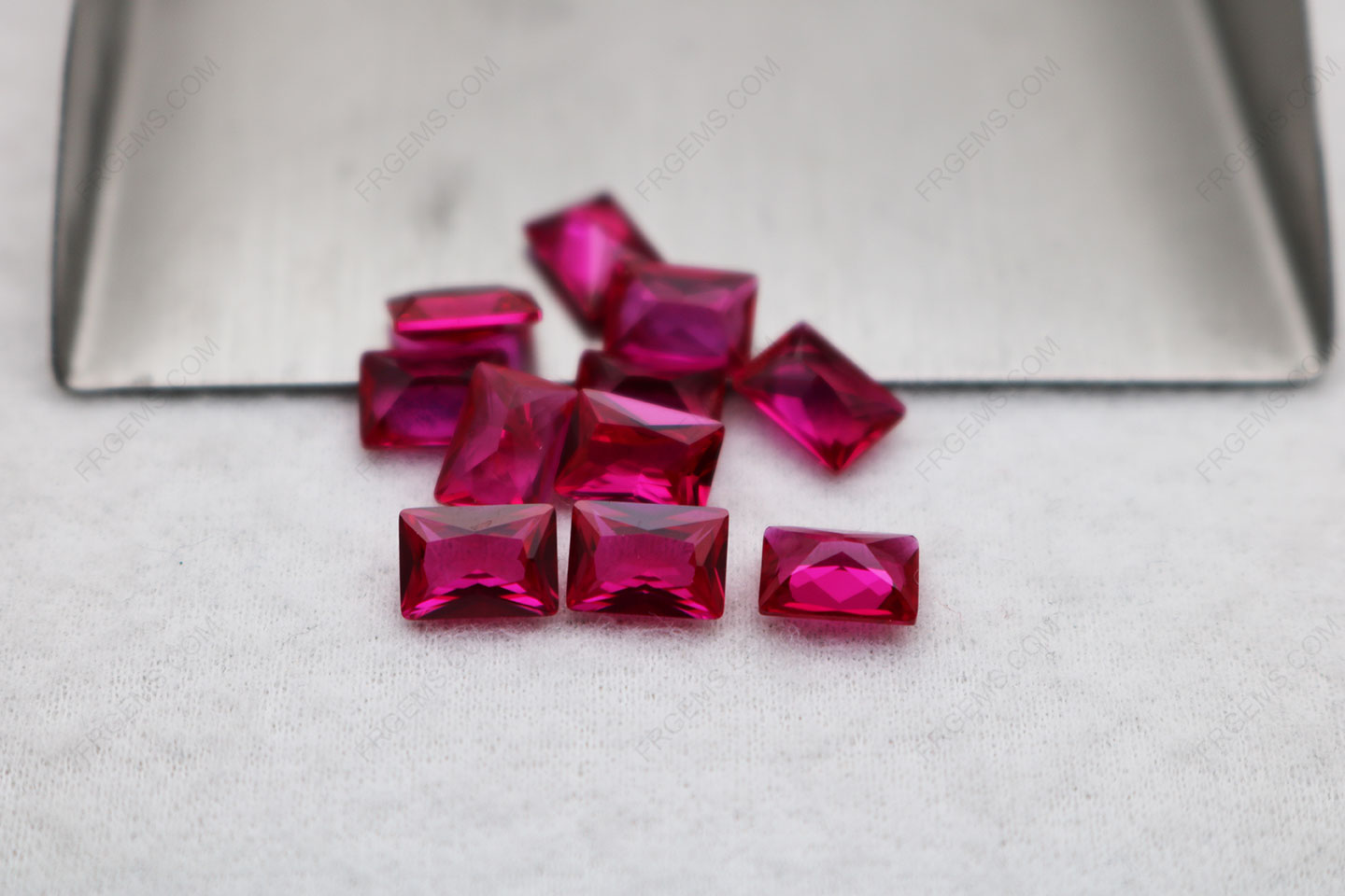 Loose Corundum Synthetic Ruby Red #5 Color Rectangle Shape Princess Cut 7x5mm gemstones IMG_5746