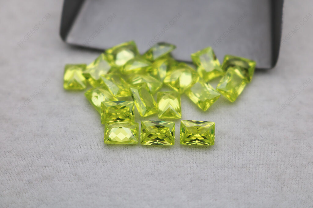 Cubic-Zirconia-Apple-Green-Color-Rectangle-Shape-Princess-Cut-7x5mm-gemstones-CZ41-IMG_5840