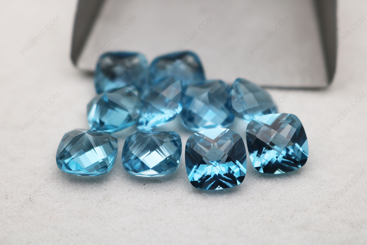 Cushion Shape Checkerboard Synthetic Lab Aquamarine spinel Color #106 faceted 10x10mm gemstones