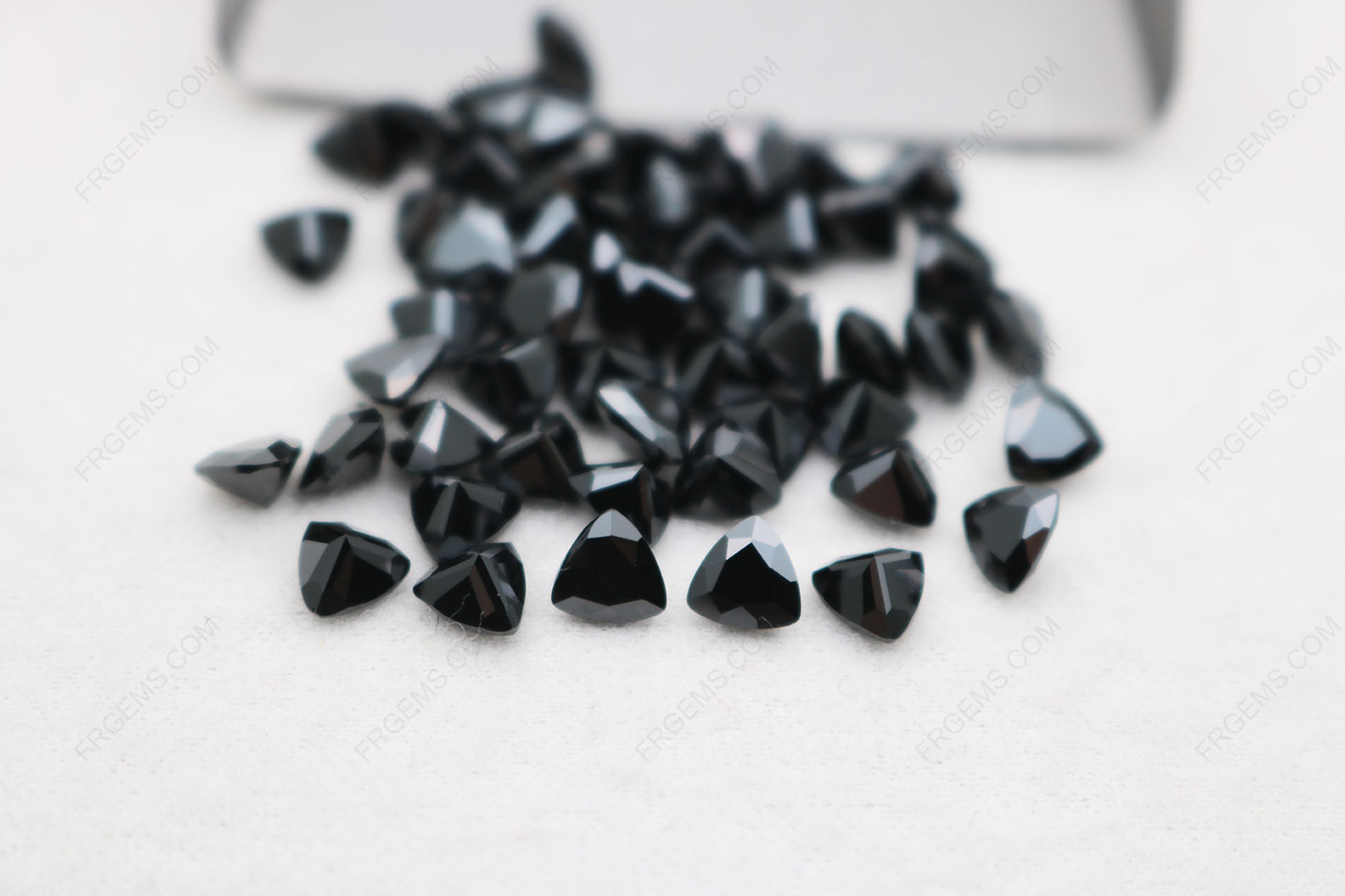 Trillion Shape Faceted Cut Loose Cubic Zirconia Black Color 5x5mm gemstones manufacturer