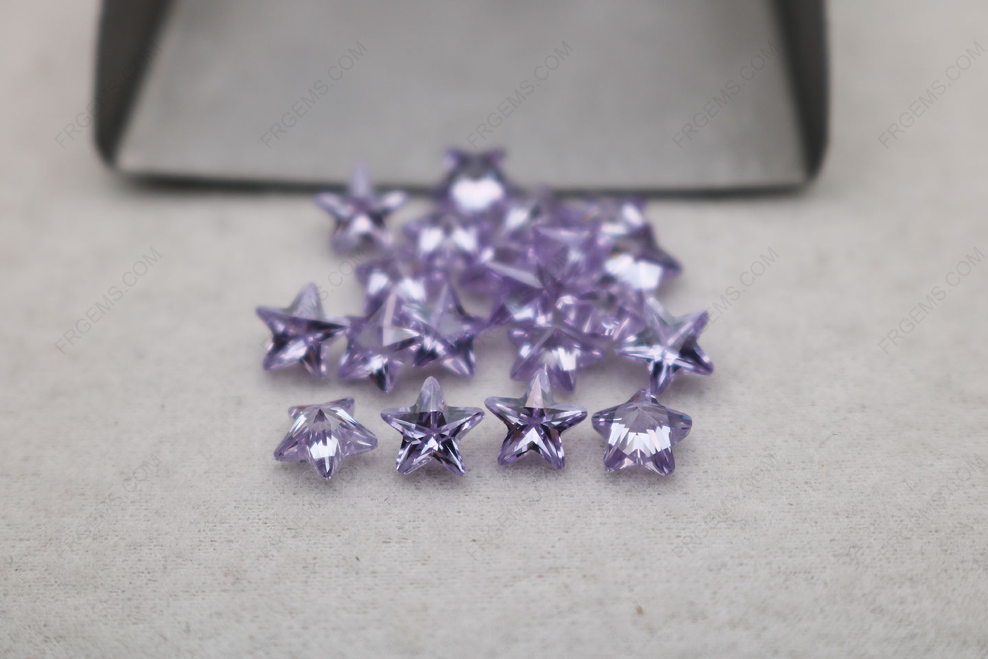 Five Point Star Faceted Cut Loose Cubic Zirconia Lavender Color 6x6mm gemstones wholesale