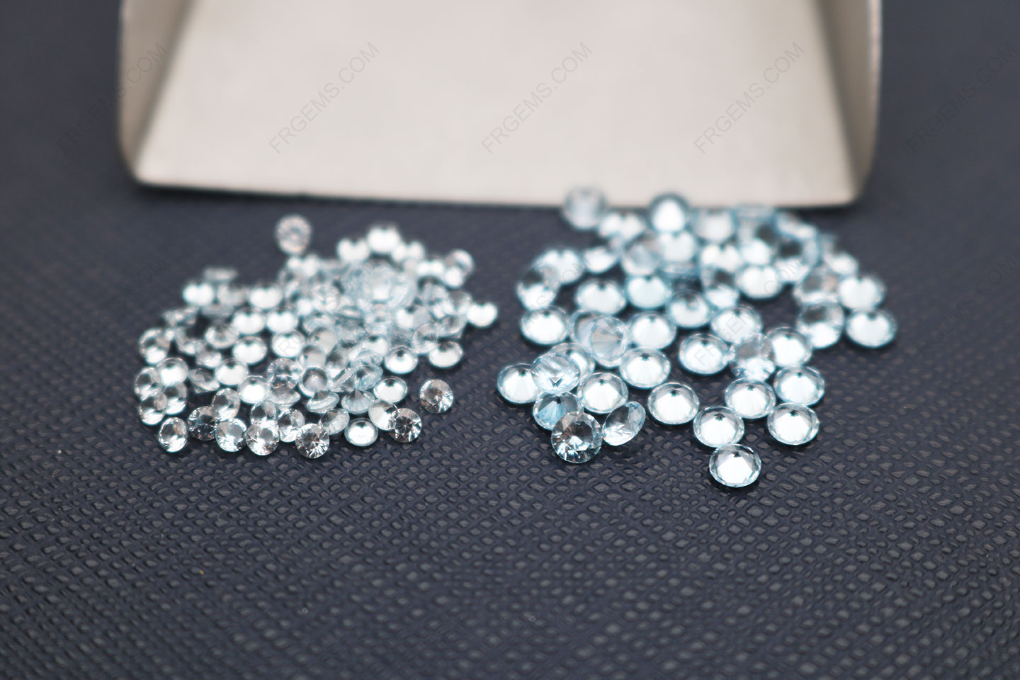 Synthetic Aquamarine spinel Aqua blue #106 Round Shape Faceted Cut 2mm and 3mm gemstones