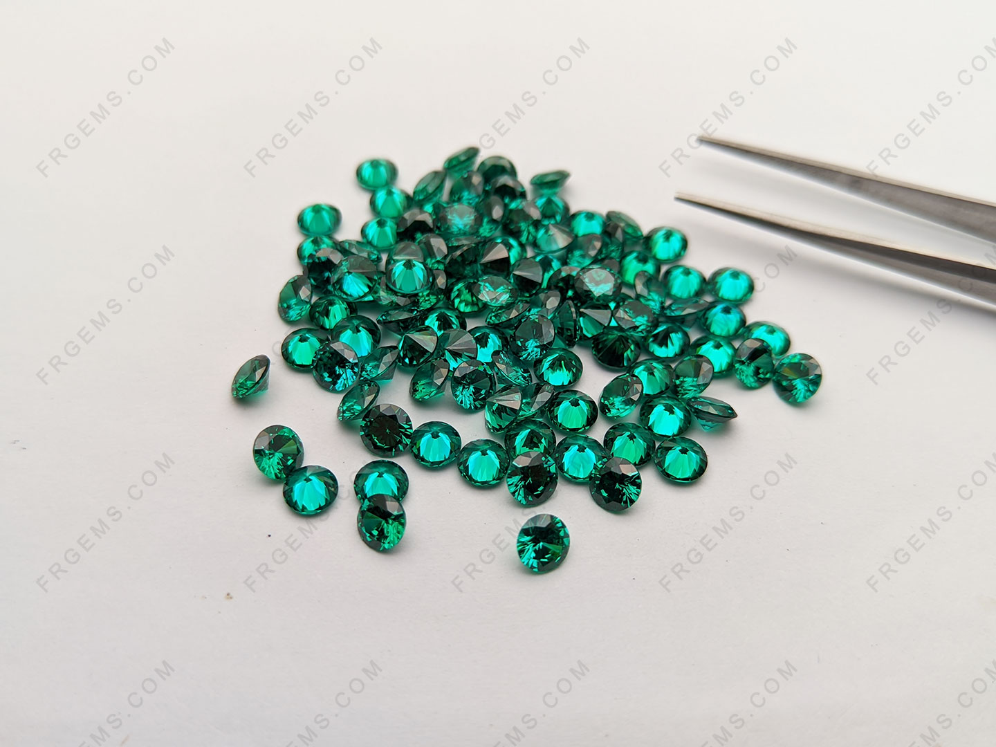 Cubic Zirconia CZ Teal Color Round Shaped Faceted cut 6mm gemstones wholesale