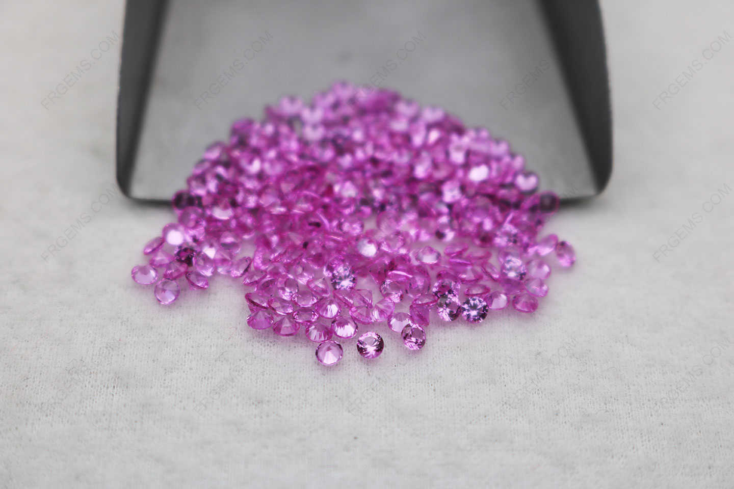 Synthetic Pink Sapphire #2 Color Small Melee Round Shape Faceted Cut 2.50mm gemstones