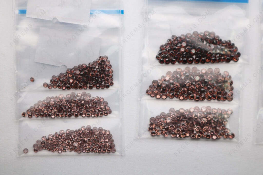Cubic-Zirconia-coffee-brown-color-Melee-small-round-faceted-gemstones-Manufacturer-China-IMG_6319