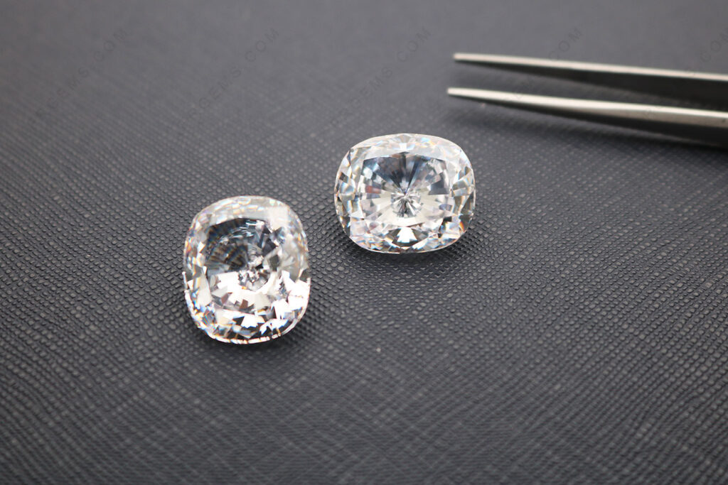 Highest-quality-Cubic-Zirconia-White-Color-Elongated-Cushion-shaped-quadrillion-cut-Gemstones-Suppliers-In-China-IMG_6294