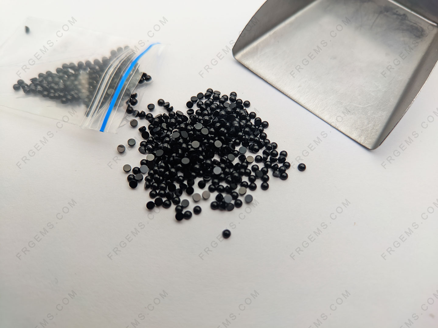 Buy Genuine Natural Black Onyx Round Shaped Cabochon 2mm Loose Gemstones