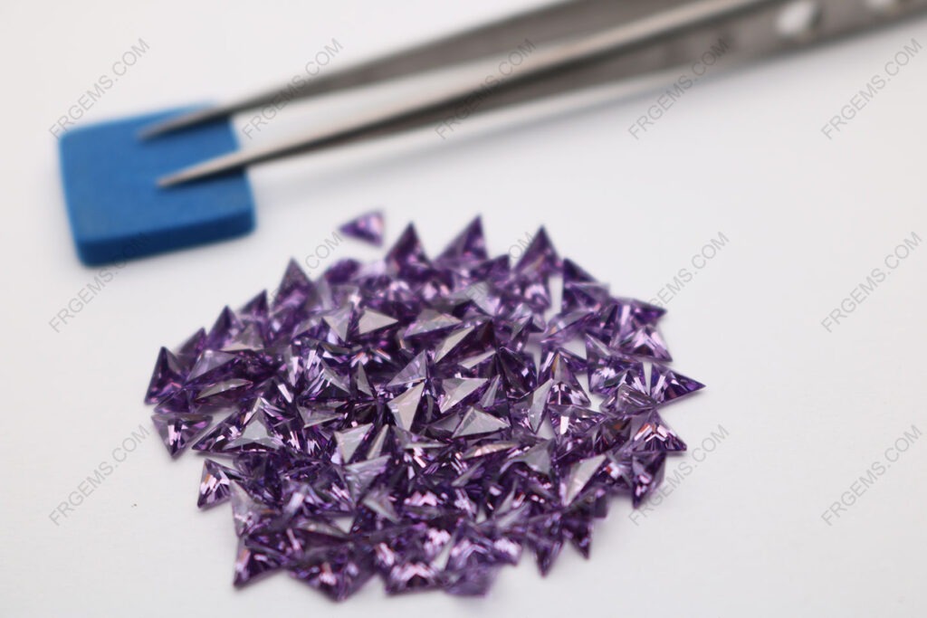 Wholesale Loose Cubic Zirconia Amethyst Triangle shape Triangular faceted brilliant cut 4x4mm gemstones