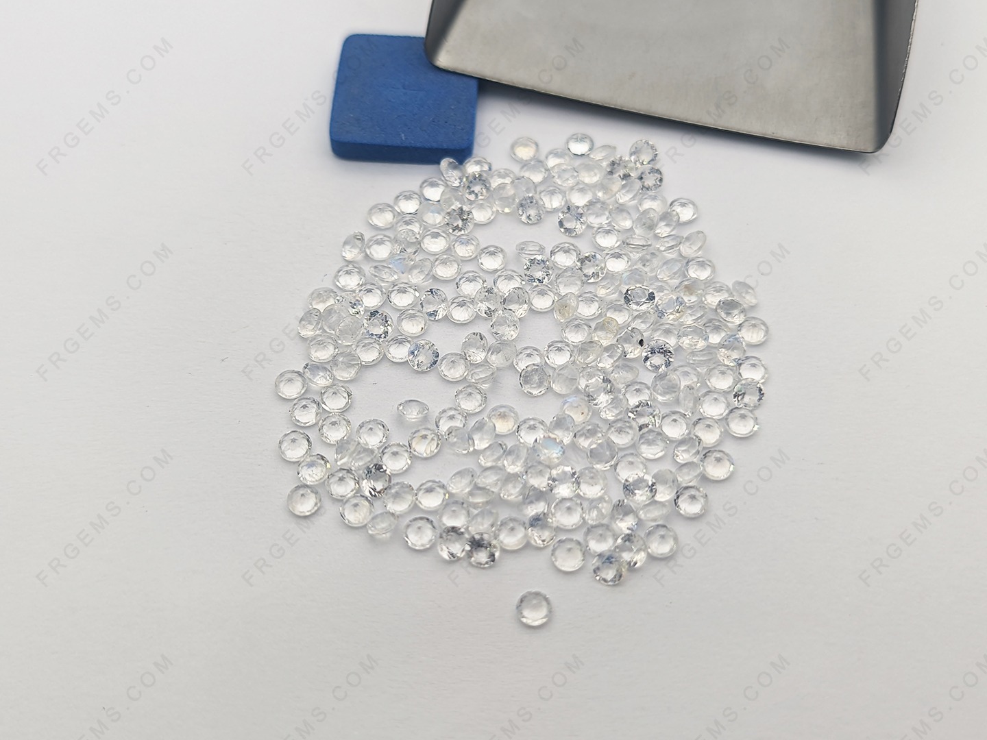Wholesale Loose Natural Rainbow Moonstone Color Melee small Round shape faceted cut gemstones