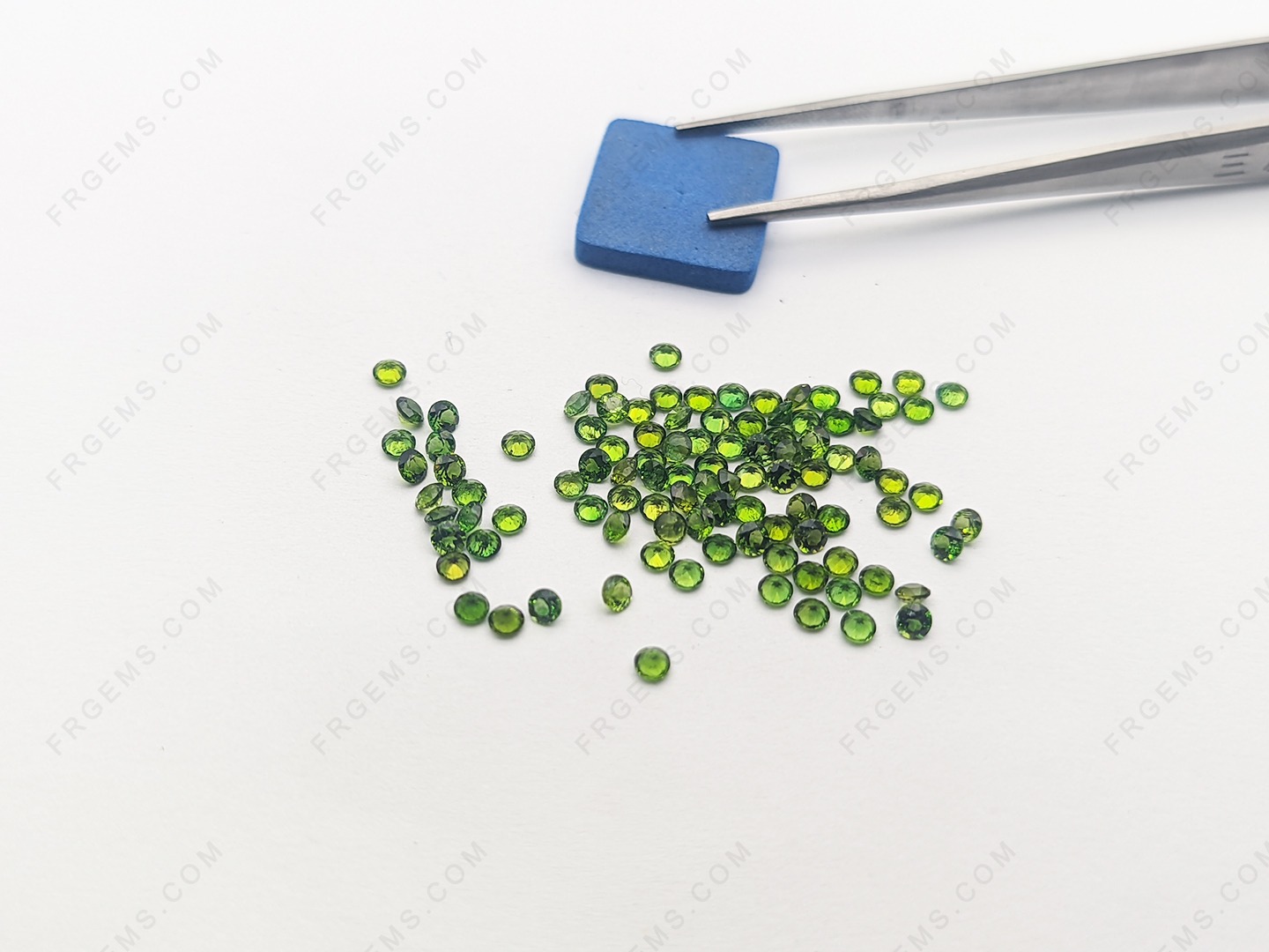 Wholesale Loose Natural genuine Green Tourmaline Color Round faceted melee Gemstones China