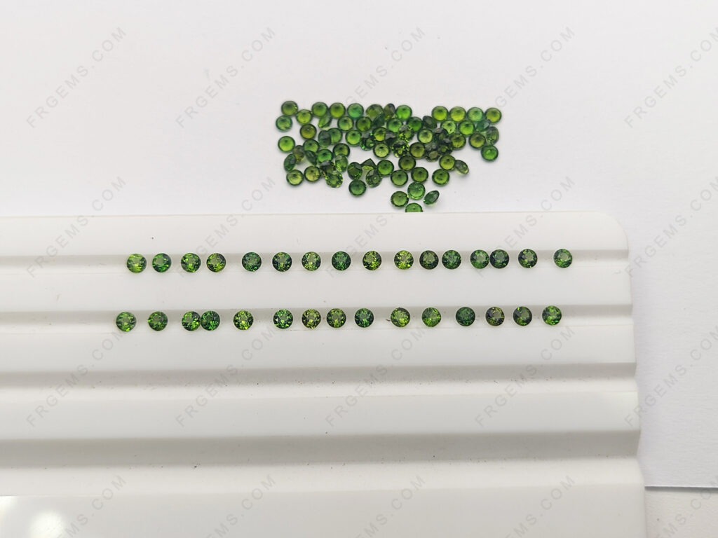 wholesale-Genuine-Natural-Green-Tourmaline-color-Round-Faceted-2.50mm-melee-gemstones-supplier