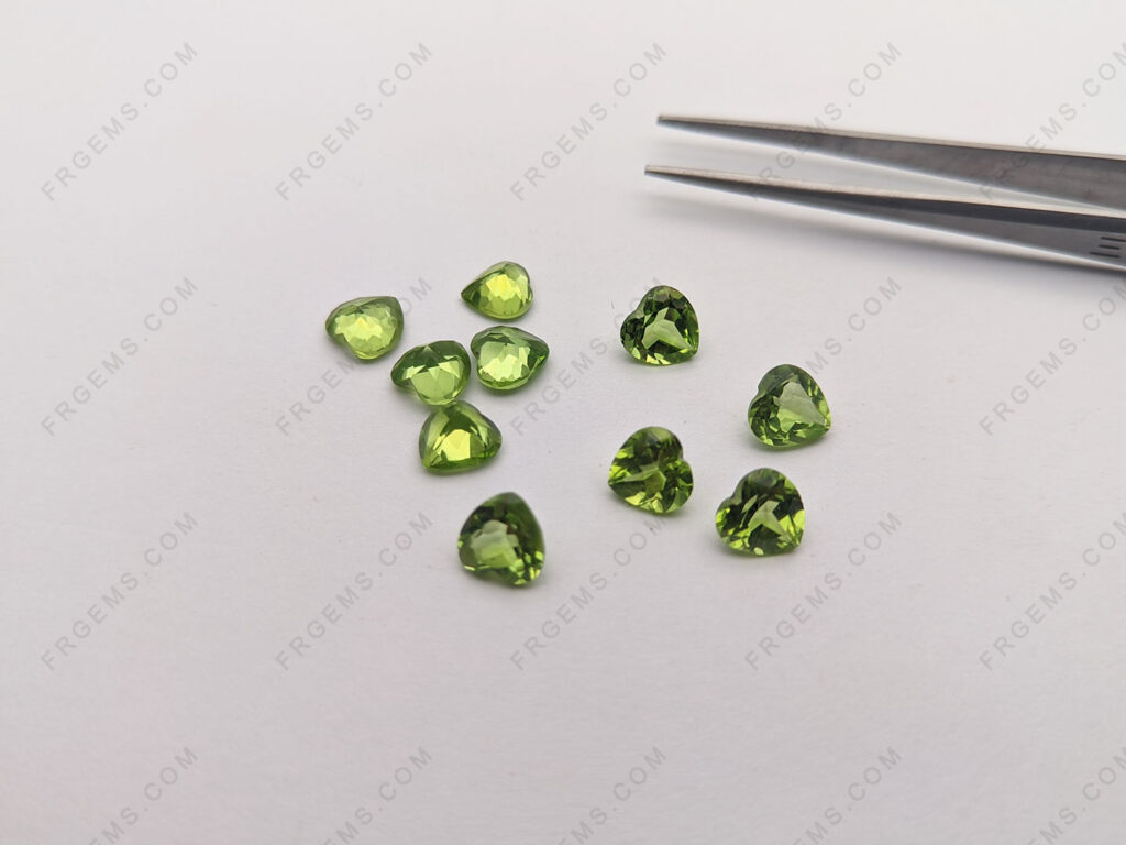 Loose Natural genuine Peridot Color Heart Shape Faceted Cut 8x8mm gemstones wholesale