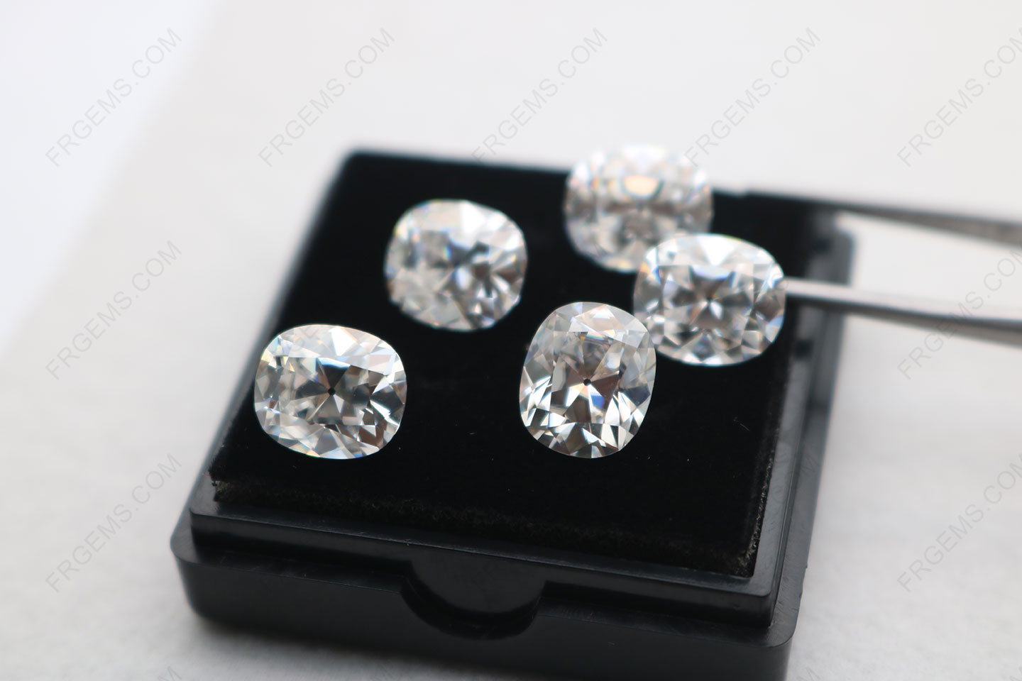 Wholesale Loose Moissanite D Color Elongated cushion Shape OMC cut 10x8.5mm gemstones