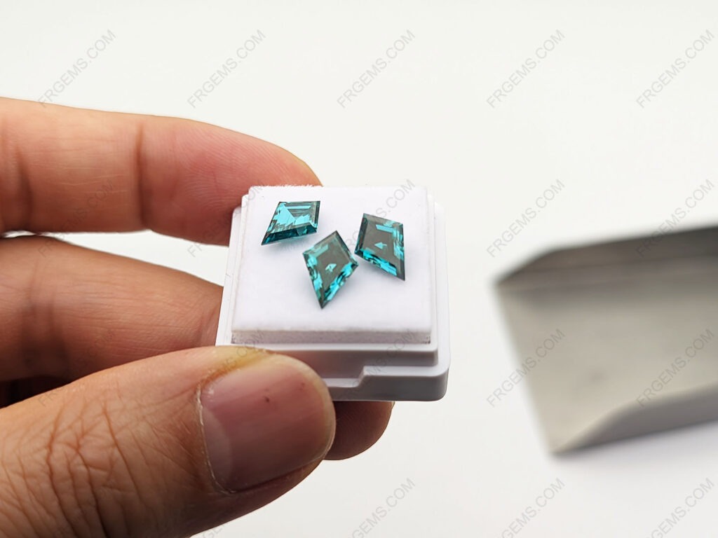 wholesale-Loose-Moissanite-Green-Color-Kite-shape-step-cut-10x7mm-gemstones-China-Suppliers