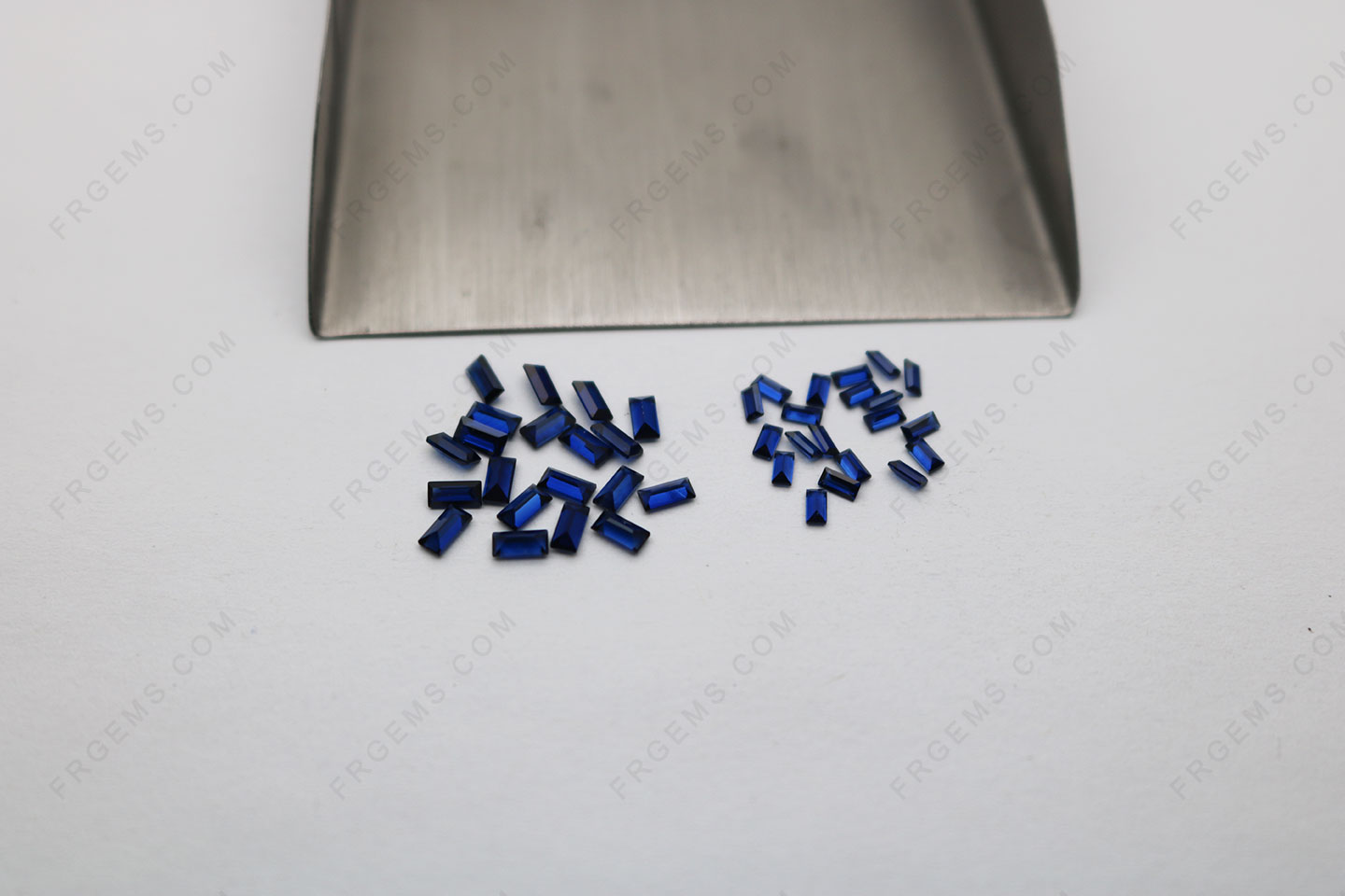China Synthetic Blue sapphire 34# color 3x1.5mm and 4x2mm Baguette gemstones supplier