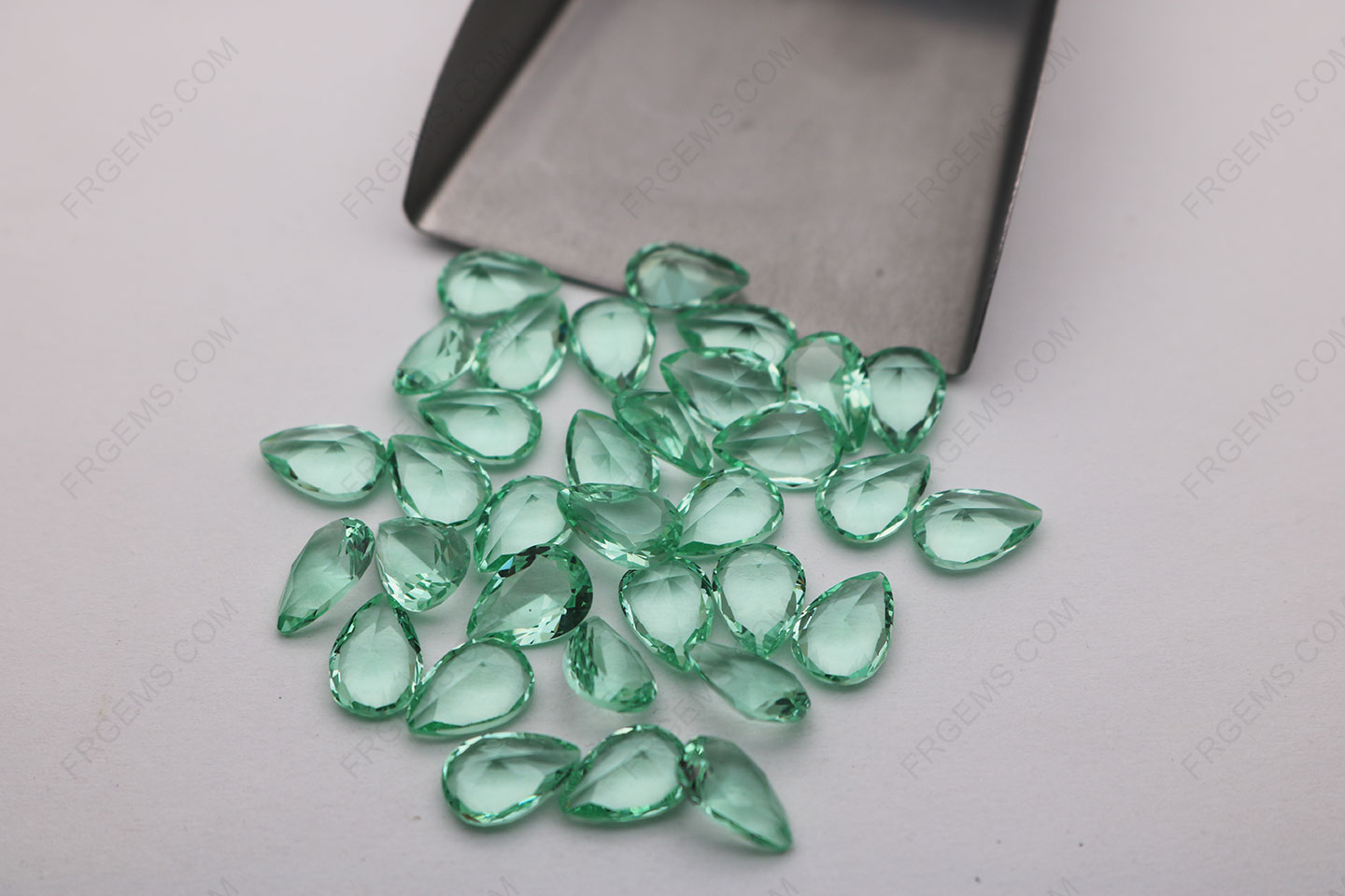 Loose Glass Mint Green Tourmaline BE08# color Pear faceted 10x7mm gemstones wholesale from China factory
