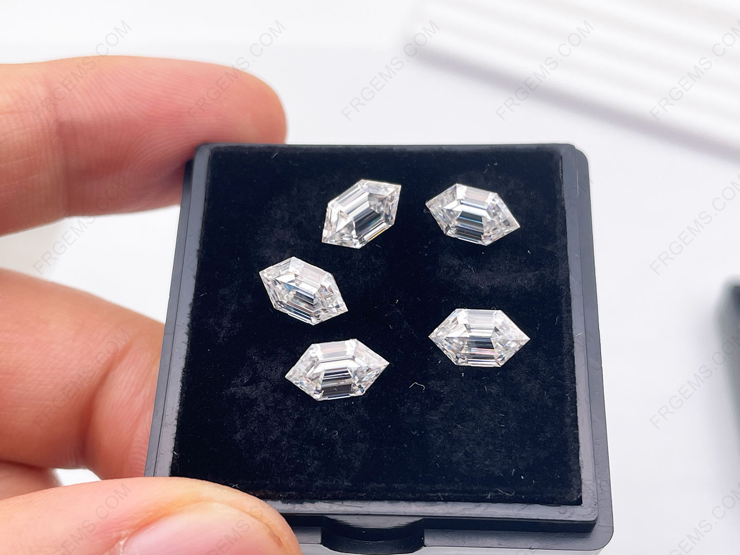 Hexagon step cut Best quality Moissanite D White color 9x5mm Loose Moissanite diamond manufacturer