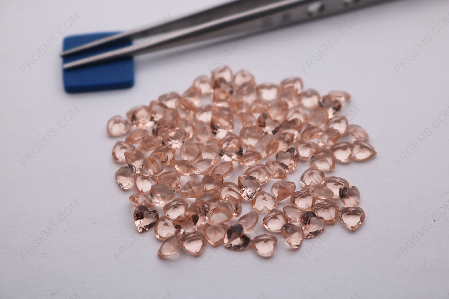 Bulk Wholesale Loose Glass Morganite Peach Champagne T12# color Heart shape faceted 5x5mm gemstones