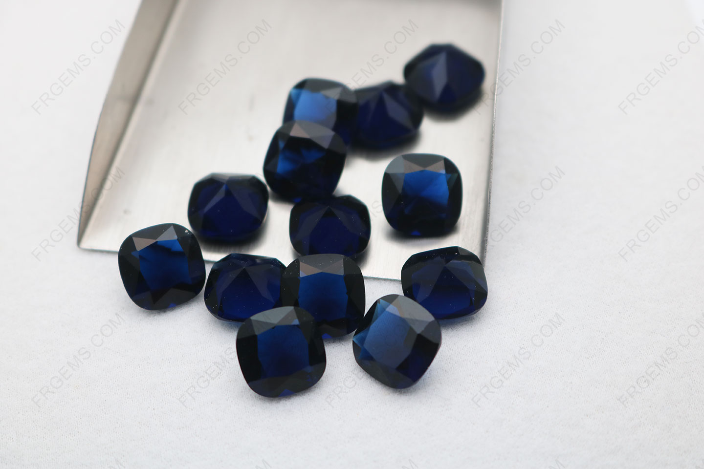Bulk Wholesale Loose Glass Sapphire Blue color BA213# color Cushion shape faceted 12x12mm gemstones
