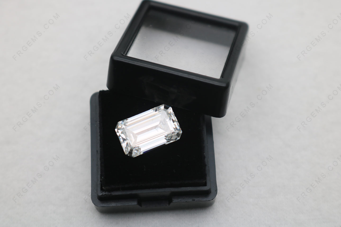 Emerald Cut Moissanite D Colorless Color VVS Best quality Emerald cut 14x9mm loose Moissanite gemstones