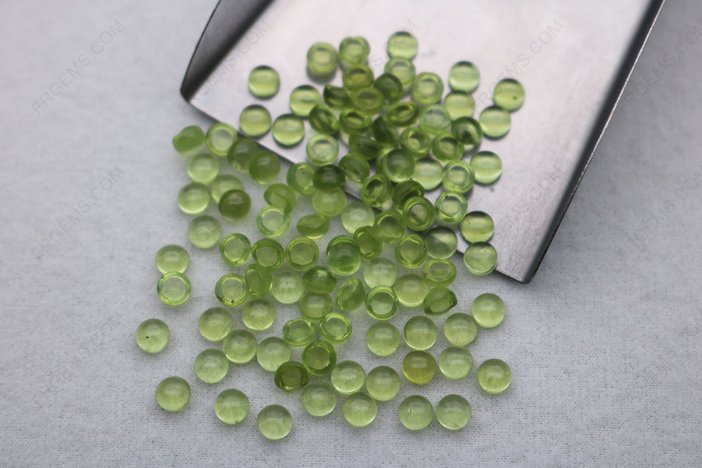 Natural Genuine Peridot Round Shape Cabochon 4mm loose gemstones bulk wholesale