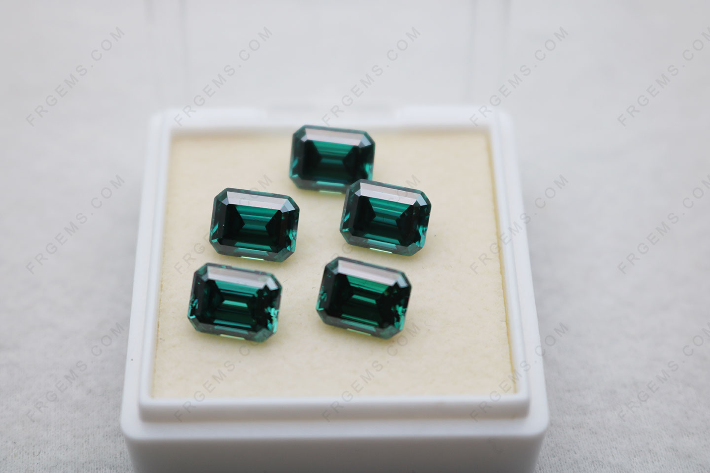 Best cut for emerald on sale