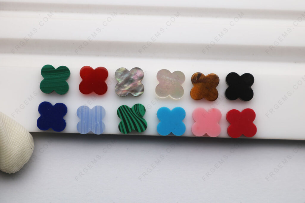 Four-4-Leaf-Clover-shape-Color-Chart-Loose-gemstones-bulk-wholesale-from-China-IMG_7199