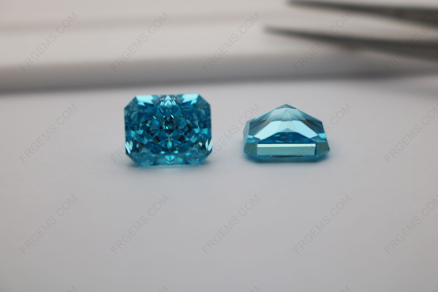 Octagon Shape Crushed Ice Cut Aquamarine Blue Color Cubic Zirconia 5A Best Quality 11x9mm Loose gemstones Bulk Wholesale