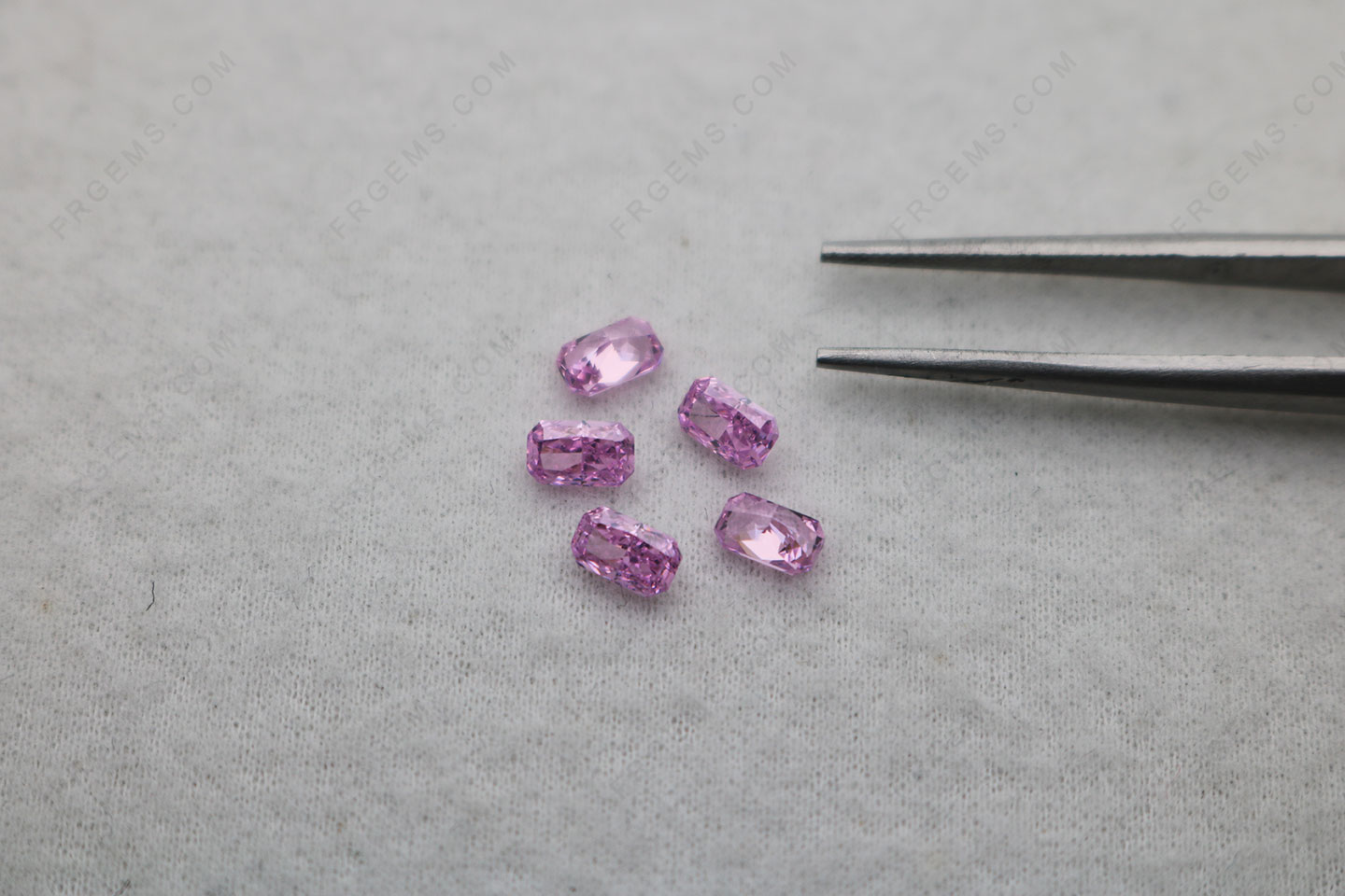 Wholesale Best quality Crushed Ice cut Cubic Zirconia light purplish pink Color Octagon Shape Loose gemstones