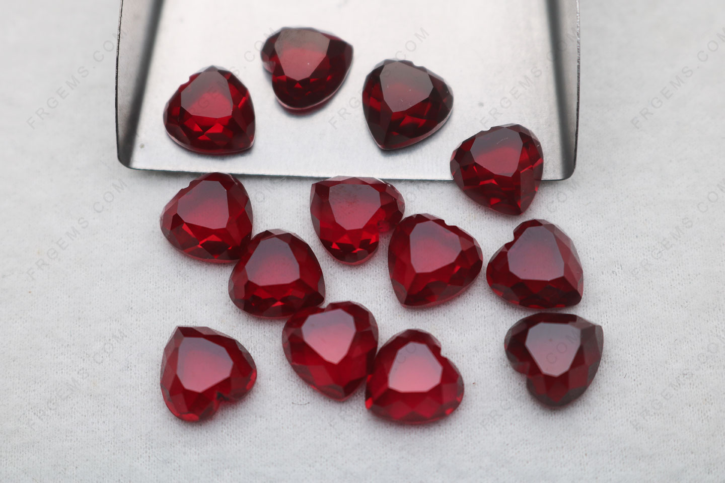 Corundum Ruby Red Dark Color 8# Heart shape flat bottom faceted top 10x10mm loose gemstones China factory