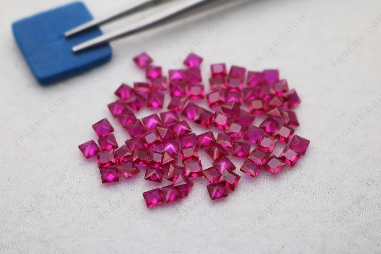 Corundum Ruby Red Dark Color 8# Square princess faceted Cut 3x3mm loose gemstones