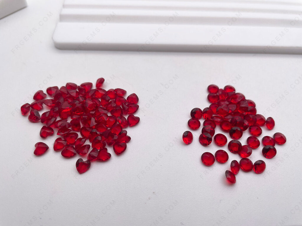 Glass-Ruby-Red-Dark-Color-Heart-and-Round-Shape-faceted-Gemstones-China-Supplier-IMG_2764