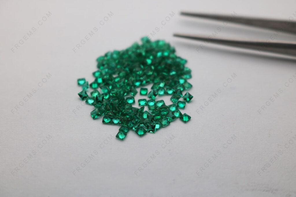 Bulk-wholesale-Lab-Grown-Emerald-Green-Zambian-Green-Color-Square-Shape-princess-cut-2x2mm-loose-Gemstones-China-IMG_7661