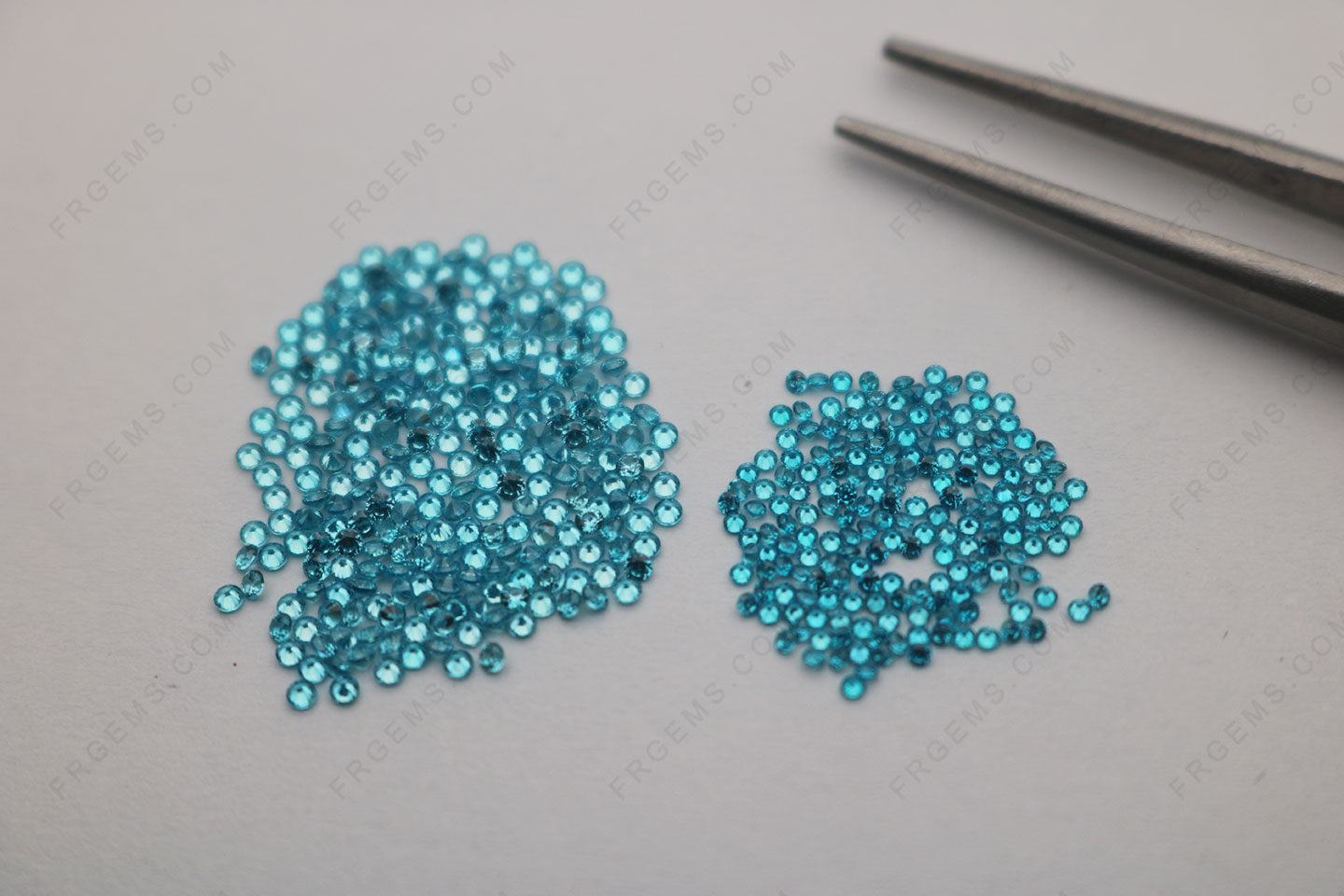Cubic Zirconia Aquamarine Color Medium shade Round faceted Small melee 1.25mm 1mm loose Gemstones